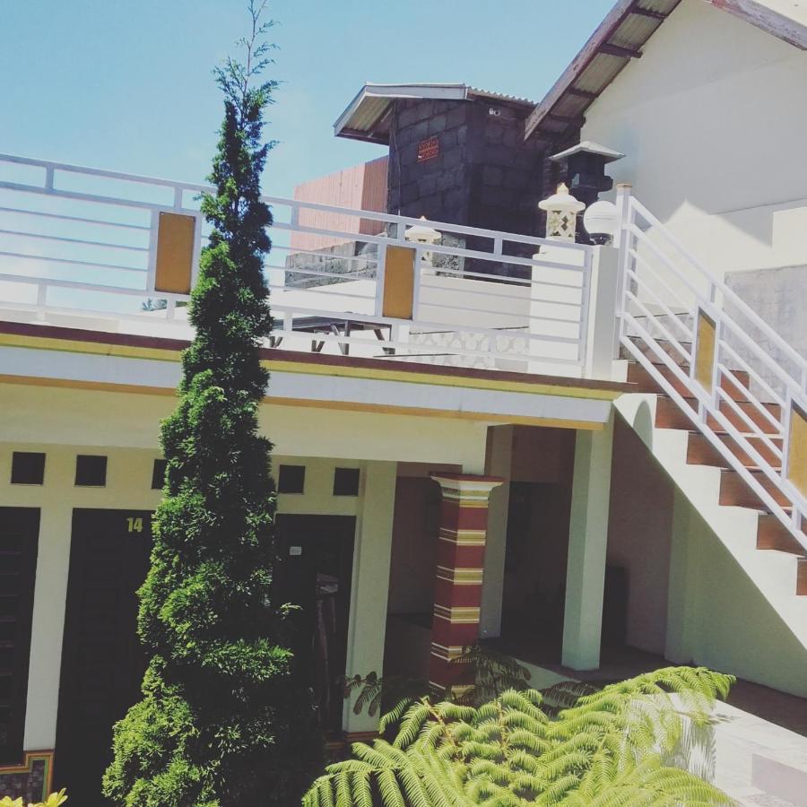 Bromo Otix Guest House Екстер'єр фото
