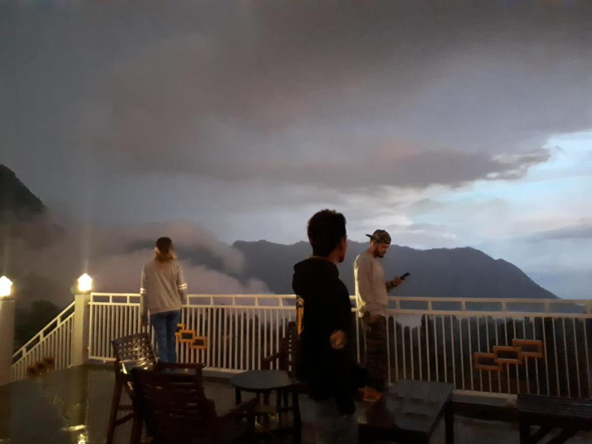 Bromo Otix Guest House Екстер'єр фото