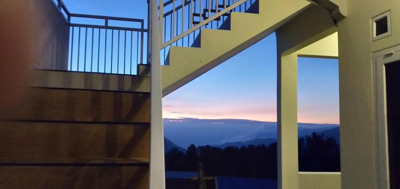 Bromo Otix Guest House Екстер'єр фото
